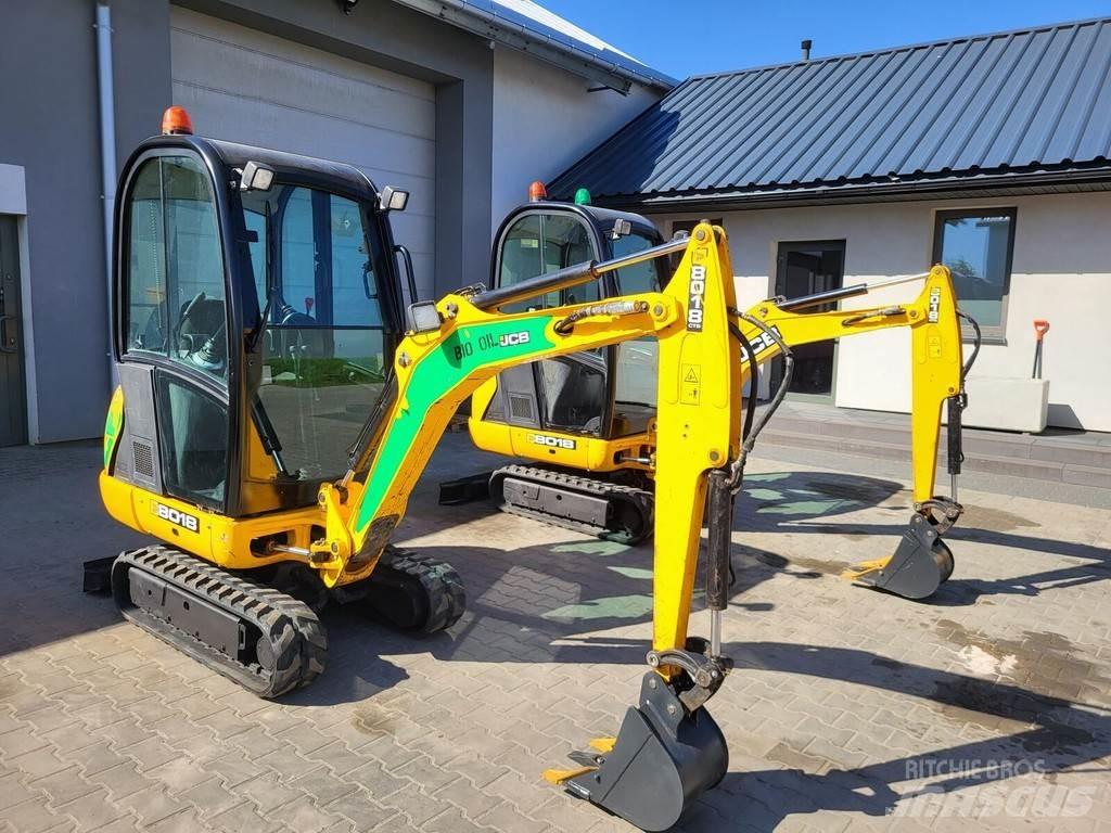 JCB 8018 CTS 小型挖掘机
