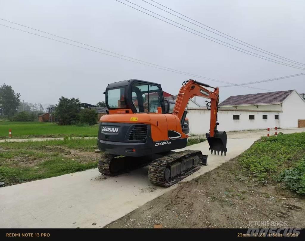 Doosan DX 60 小型挖掘机