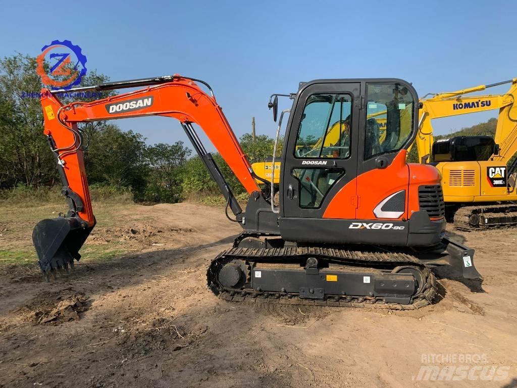 Doosan DX 60 小型挖掘机