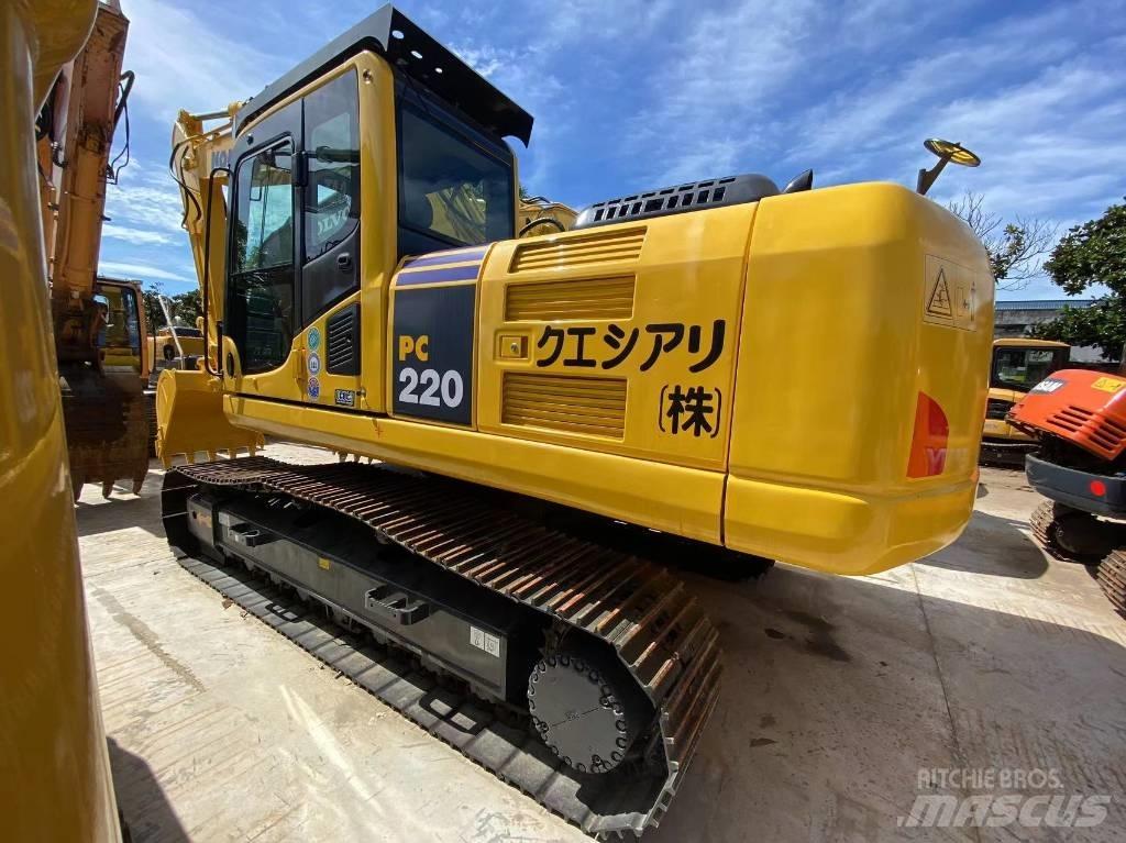 Komatsu PC220-7 履带挖掘机