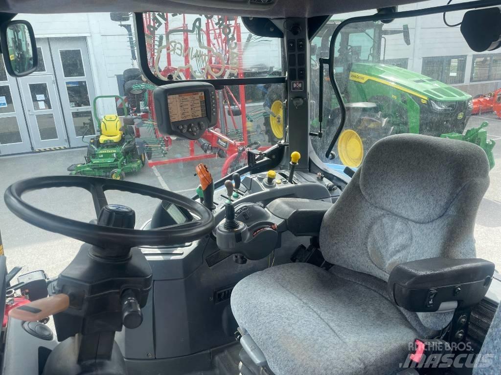New Holland T 7060 拖拉机/农用车