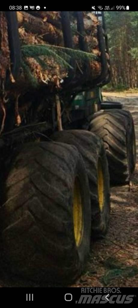 Timberjack 810 B 集运机