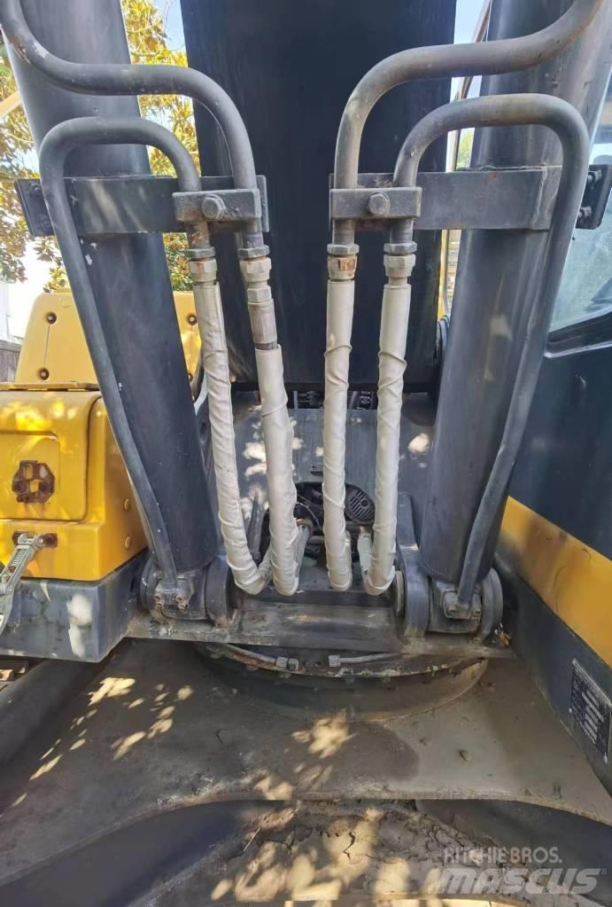 Volvo EC 210 B LC 履带挖掘机