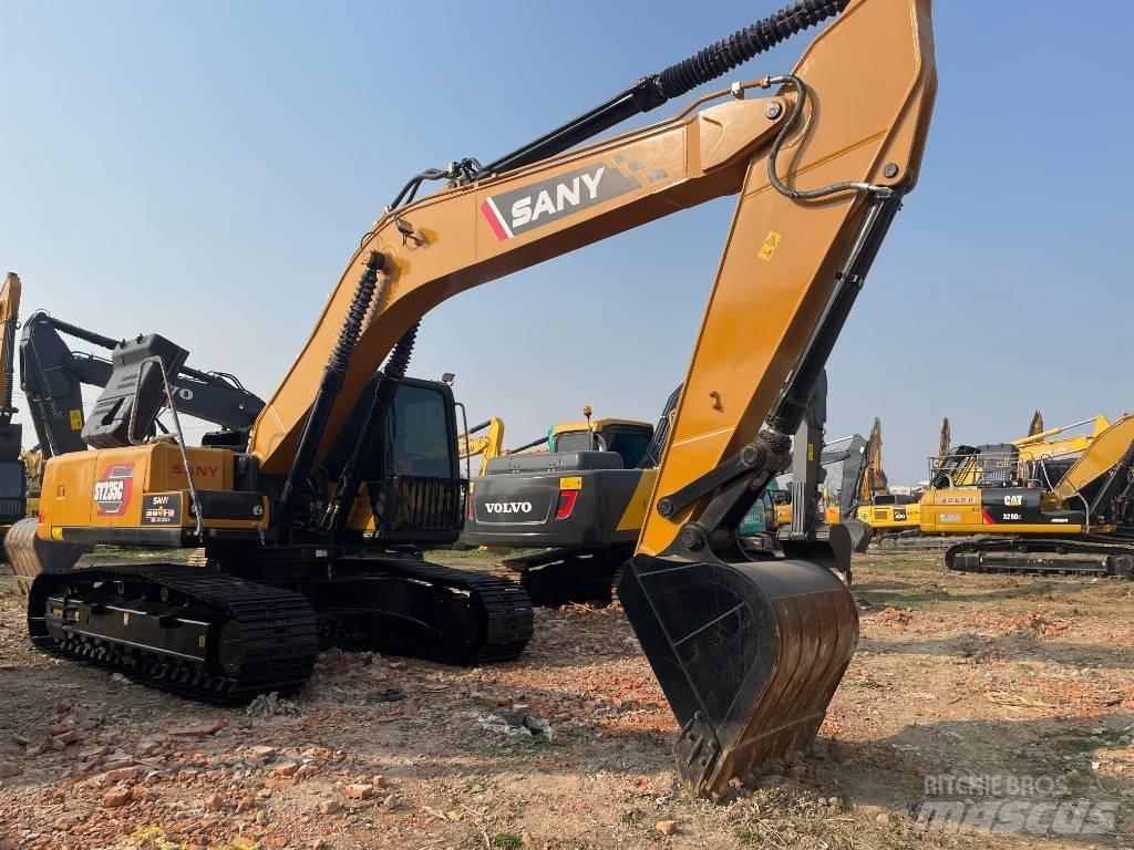 Sany 235 履带挖掘机