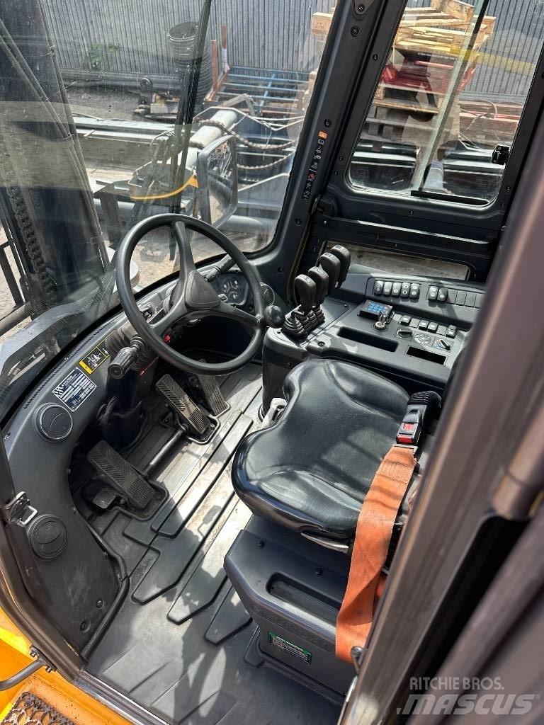 Hyundai 70 D-9 柴油叉车