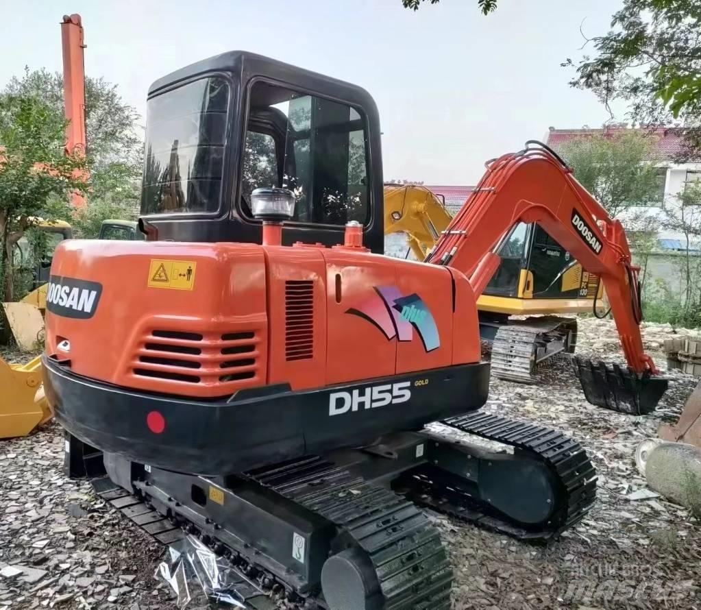 Doosan DH 55 小型挖掘机