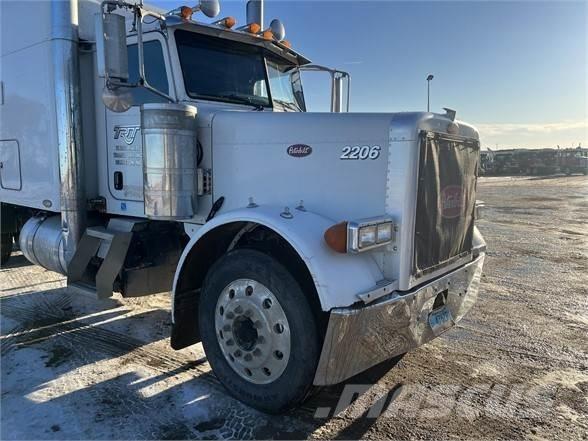 Peterbilt 379 牵引车