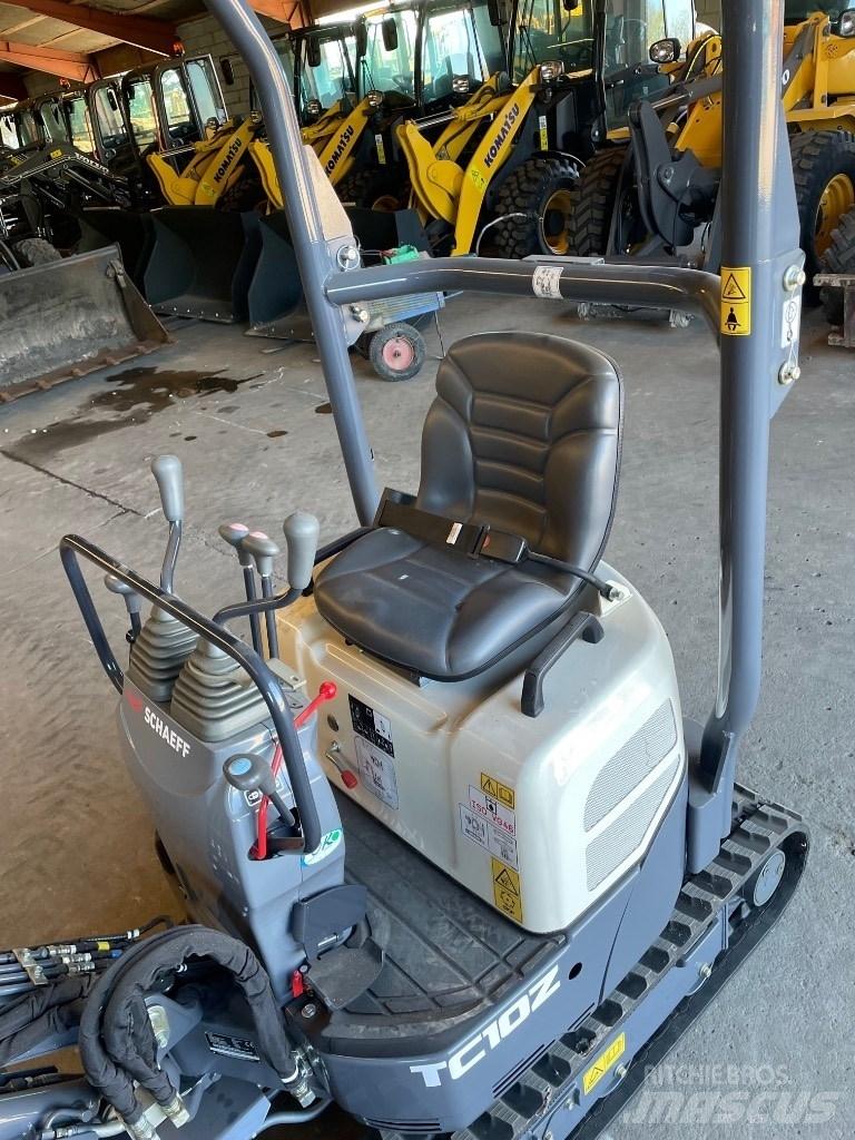 Terex Schaeff TC10 小型挖掘机