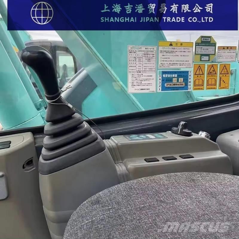 Kobelco SK 135 履带挖掘机