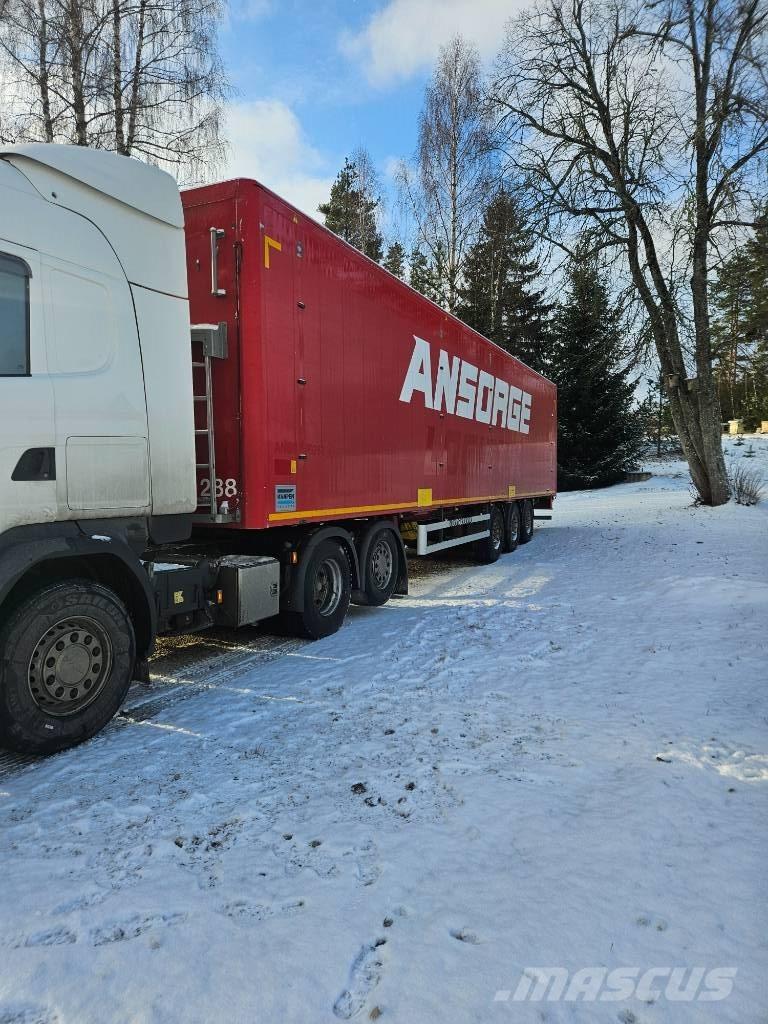 Knapen K200 自装卸半拖车