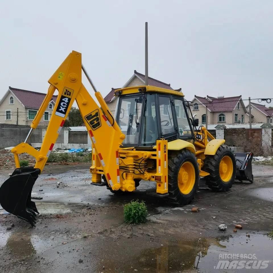 JCB 4CX 反铲装载机