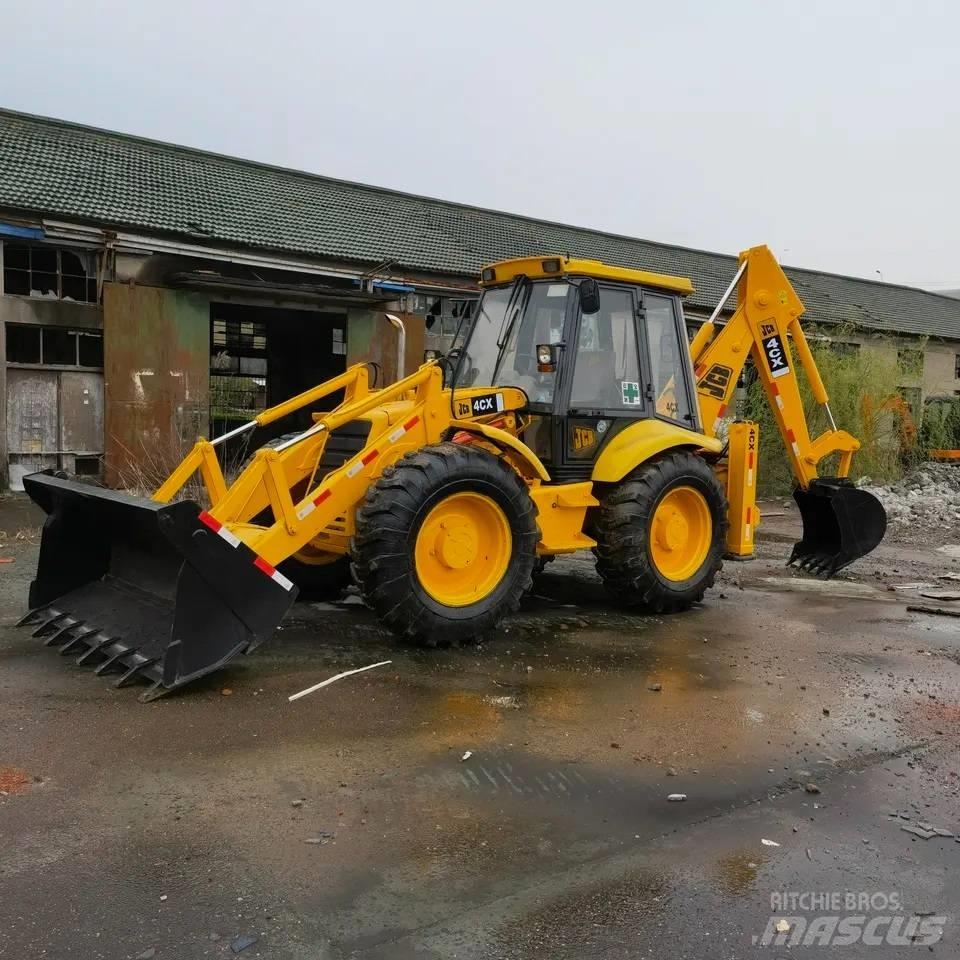 JCB 4CX 反铲装载机
