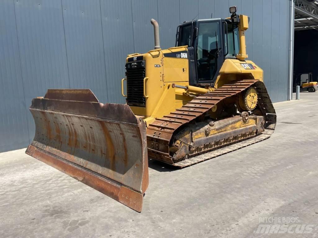 CAT D6N LGP 履带式推土机