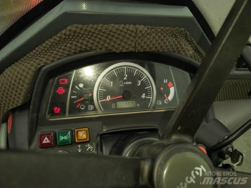 Kubota BX231 小型拖拉机