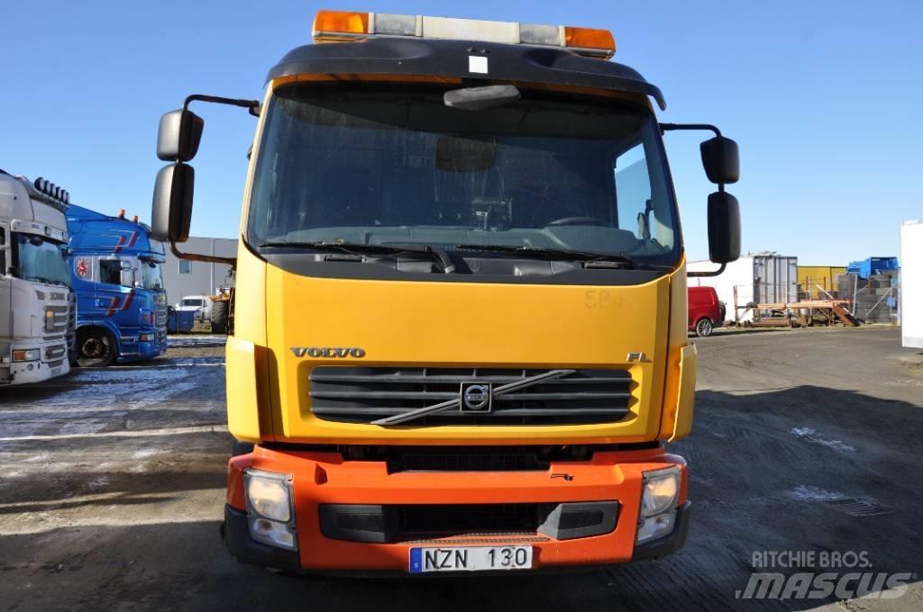 Volvo FL 4X2 垃圾车