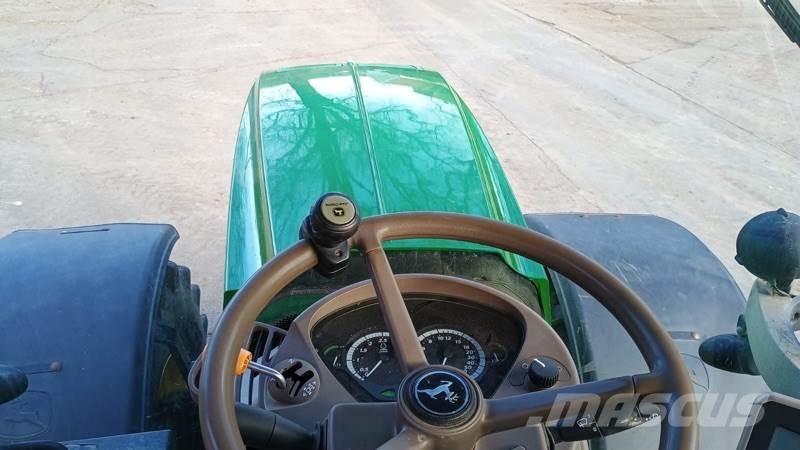 John Deere 6210R 拖拉机/农用车