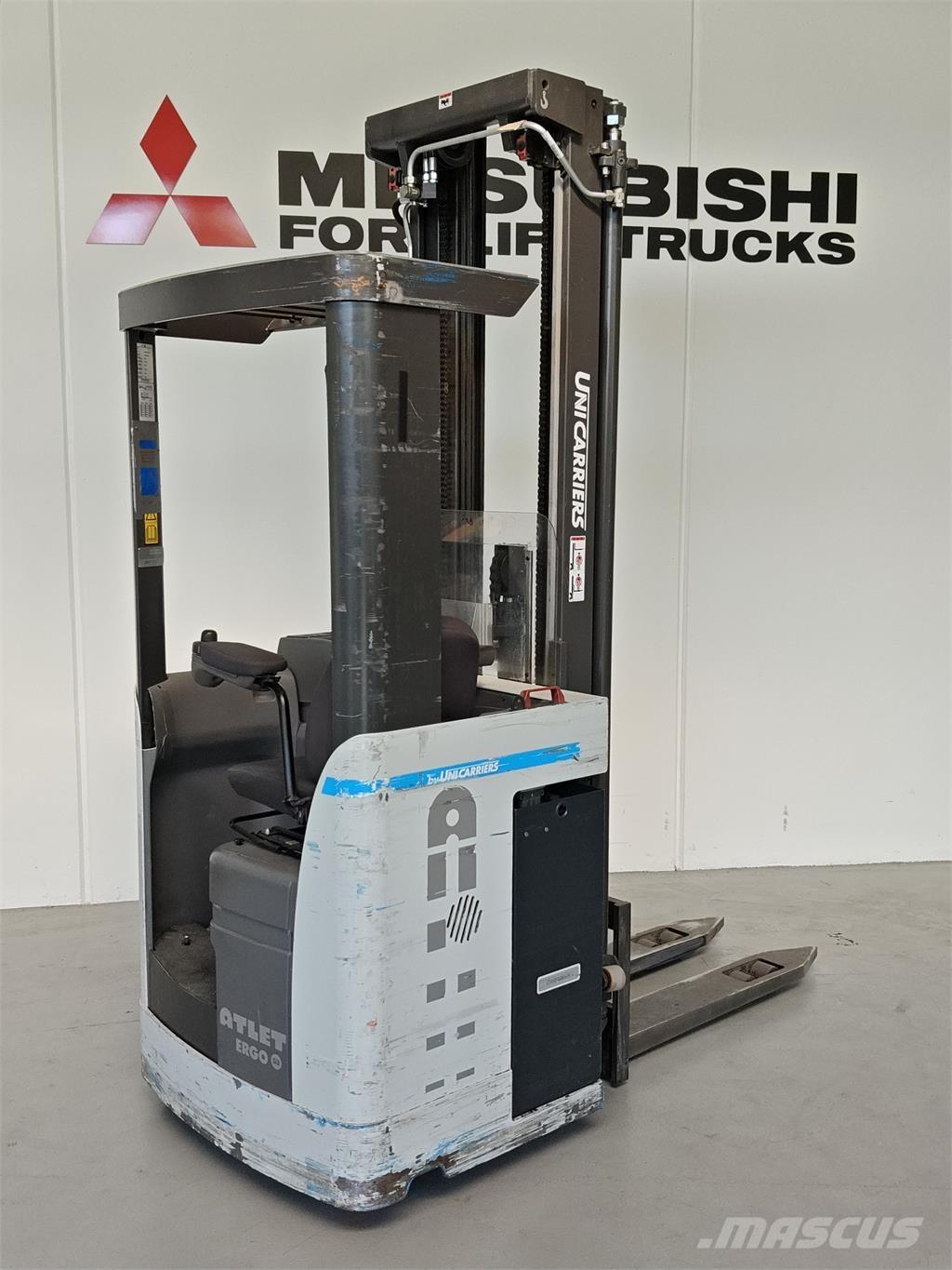 Atlet XSN160E 行走式堆垛机