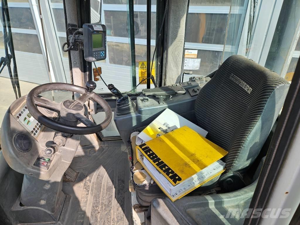 Liebherr L538 轮式装载机