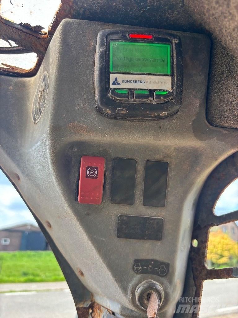 Gehl V 400 滑移装载机