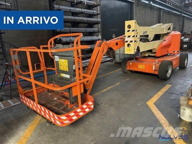 JLG E450AJ 曲臂高空工作平台