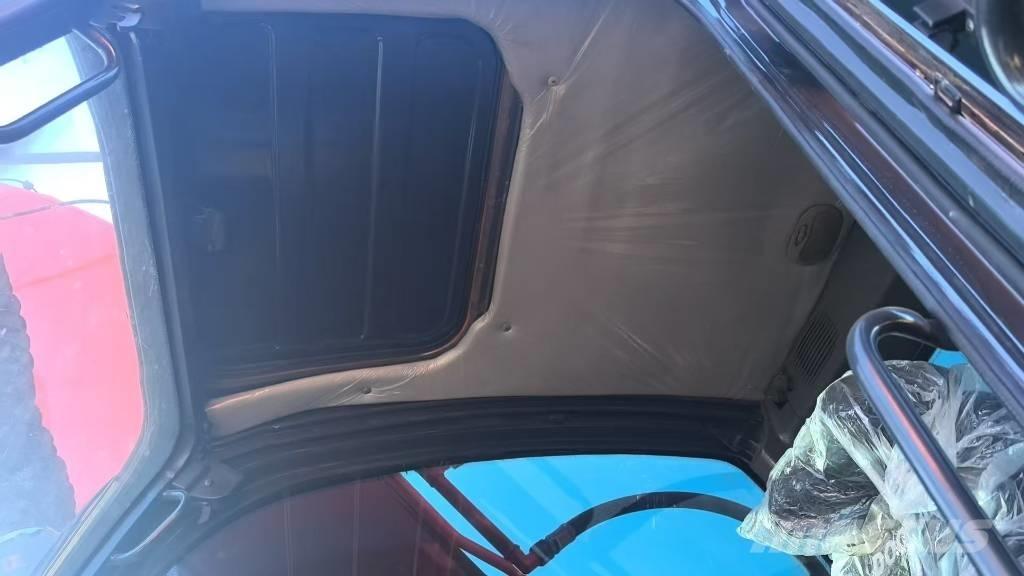 Doosan DX225 履带挖掘机