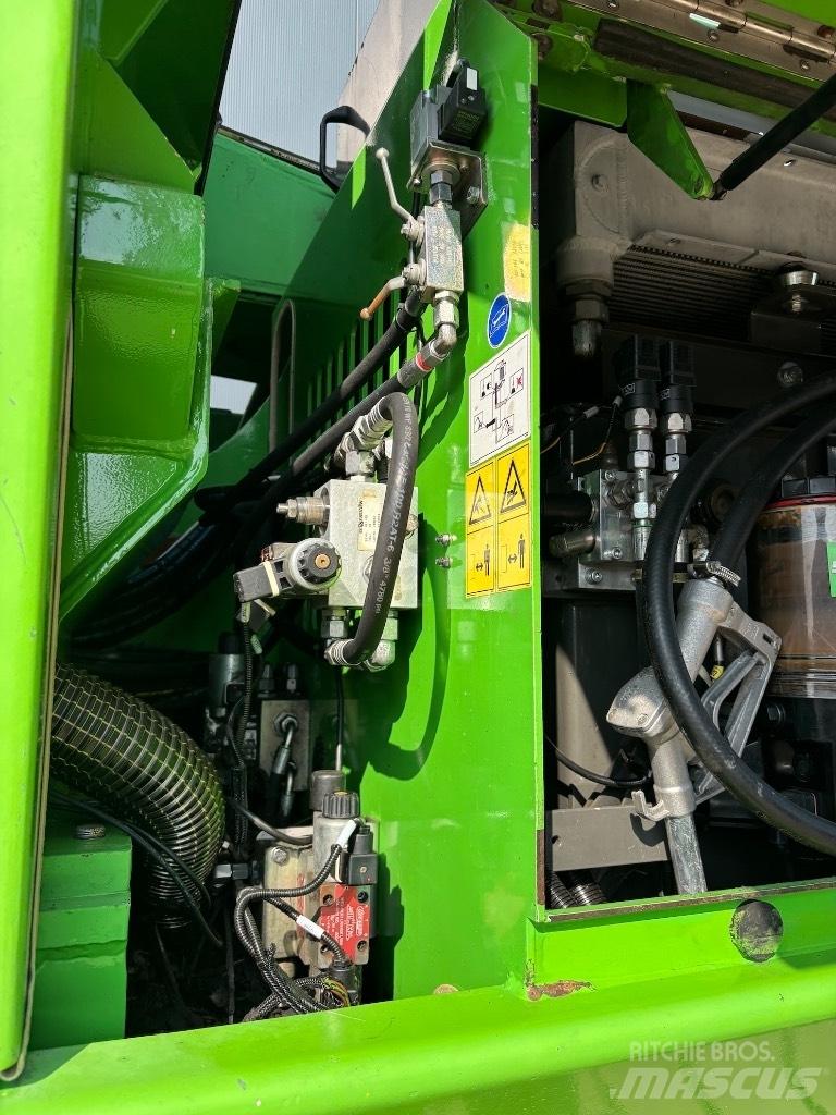 Sennebogen 730 M-HD 工业挖掘机