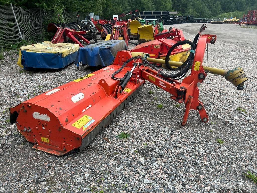 Maschio Giraffa 210 牧场割草机和切顶器
