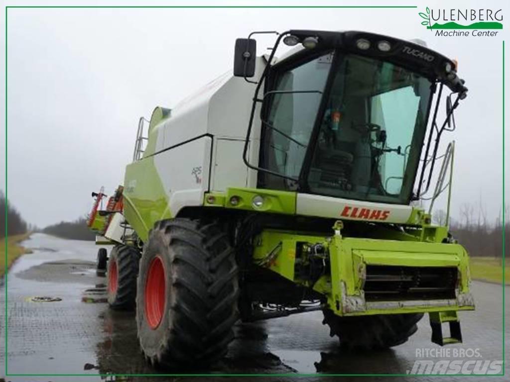 CLAAS Tucano 440 联合收割机