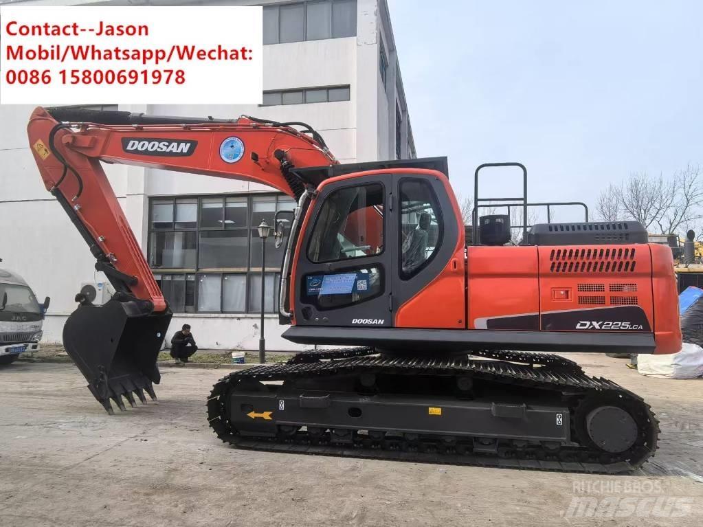Doosan DX 225 LCA 履带挖掘机
