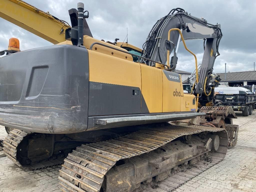 Volvo EC 220 D 履带挖掘机