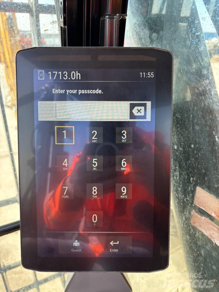 CAT 320 Highreach 组装挖掘机