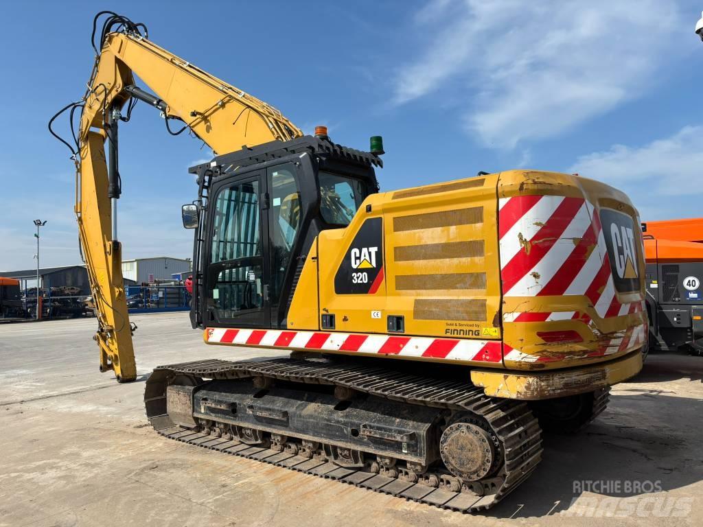 CAT 320 Highreach 组装挖掘机