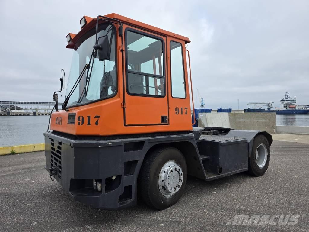 Mafi MT 32 R 4X4 码头牵引车
