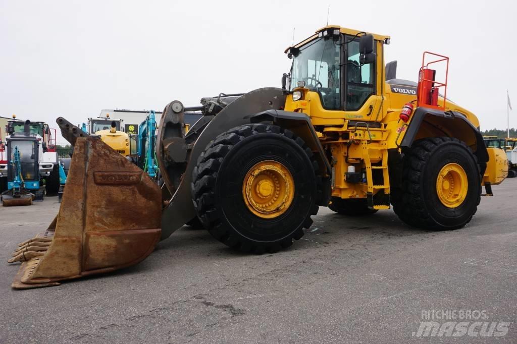 Volvo L250H *Uthyres* 轮式装载机