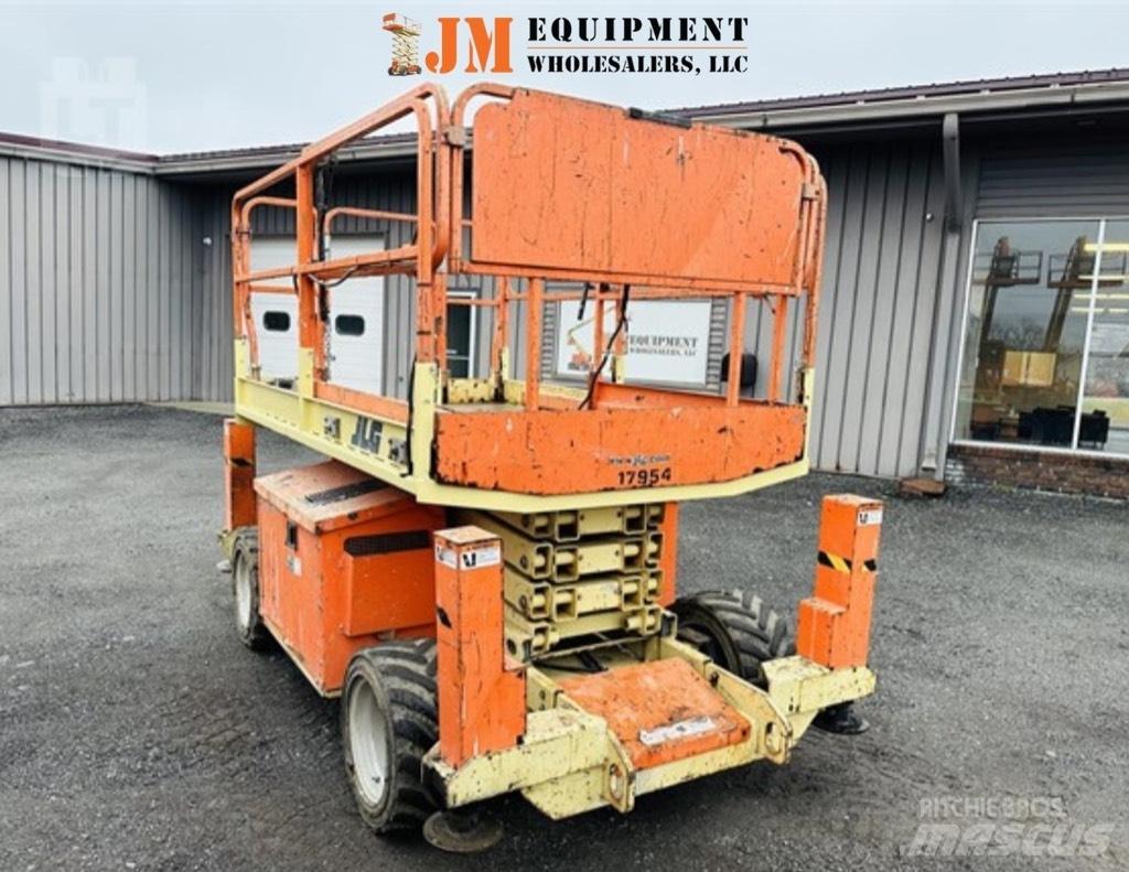JLG 260 MRT 剪叉式升降机