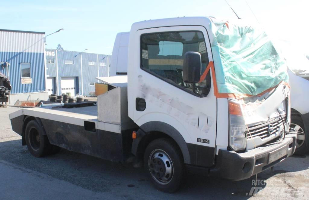 Nissan Cabstar 牵引车