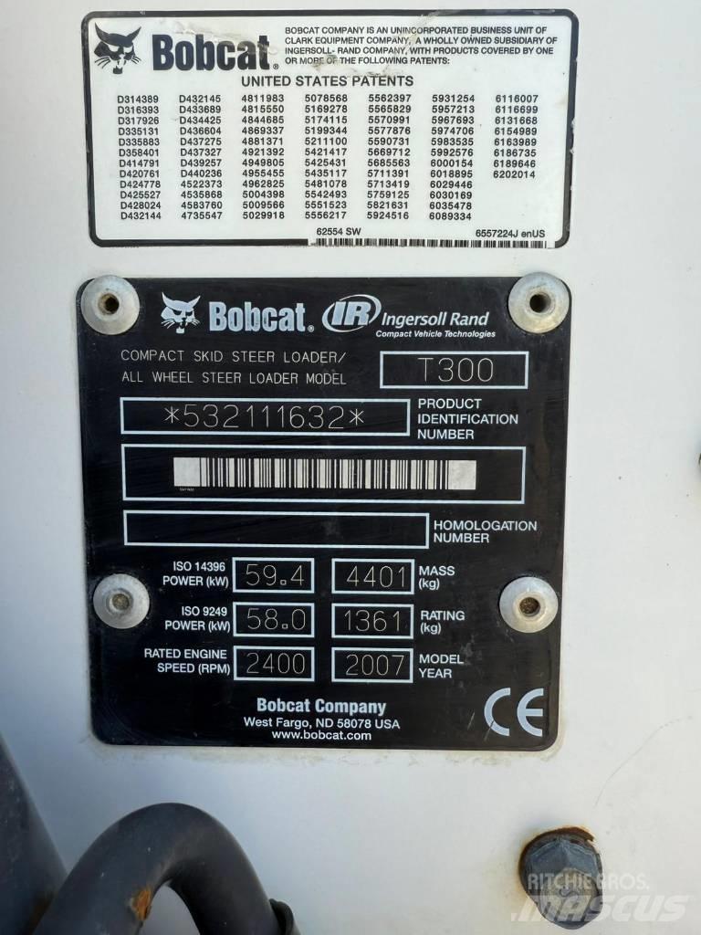 Bobcat T 300 小型装载机