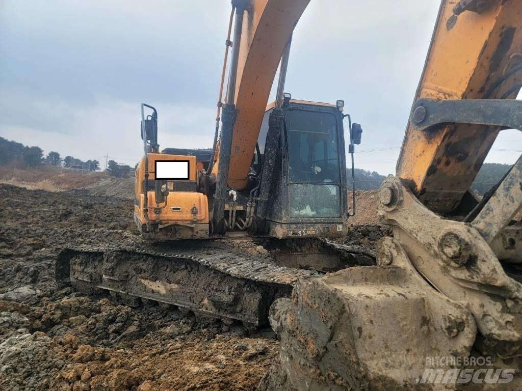 Hyundai HX 220 履带挖掘机