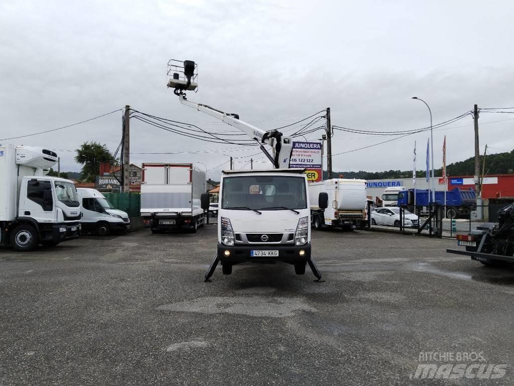 Nissan CABSTAR 35.13 起重车