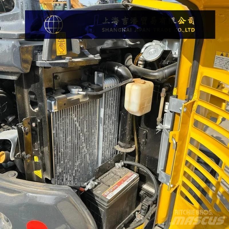 Komatsu PC 20 MR 小型挖掘机