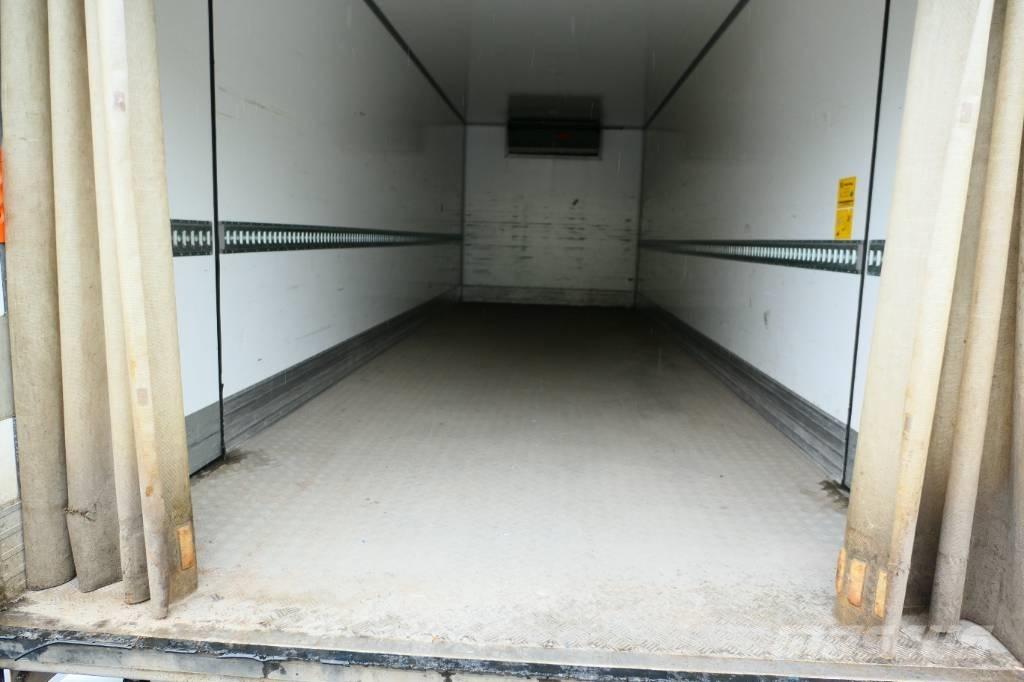 Volvo Fm330 6x2*4 冷藏车