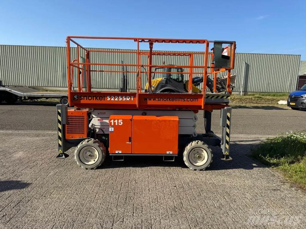 Snorkel S2255RT 剪叉式升降机