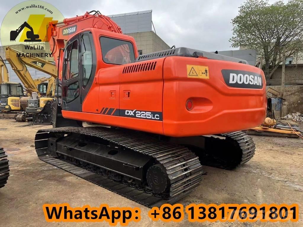 Doosan DX 225 LCA 履带挖掘机