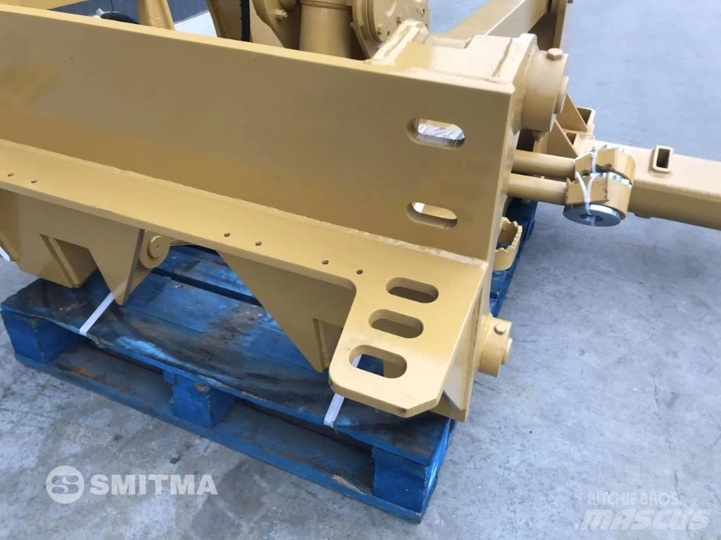 CAT 12K 松土器