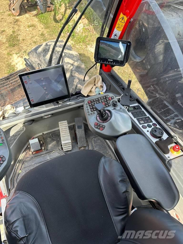 Komatsu 951 收割机