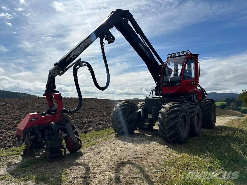Komatsu 951 收割机