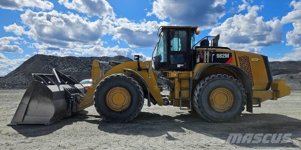 CAT 982 M 轮式装载机
