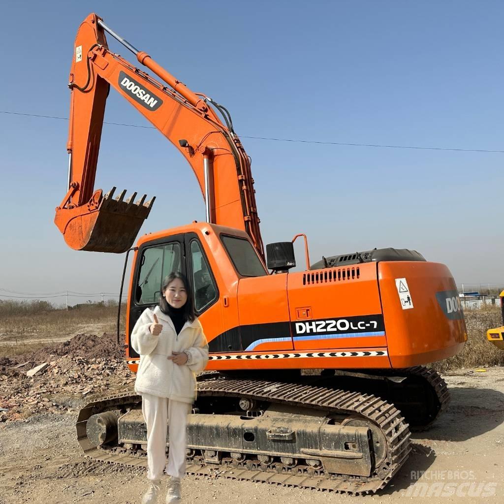 Doosan DH220LC-7 履带挖掘机