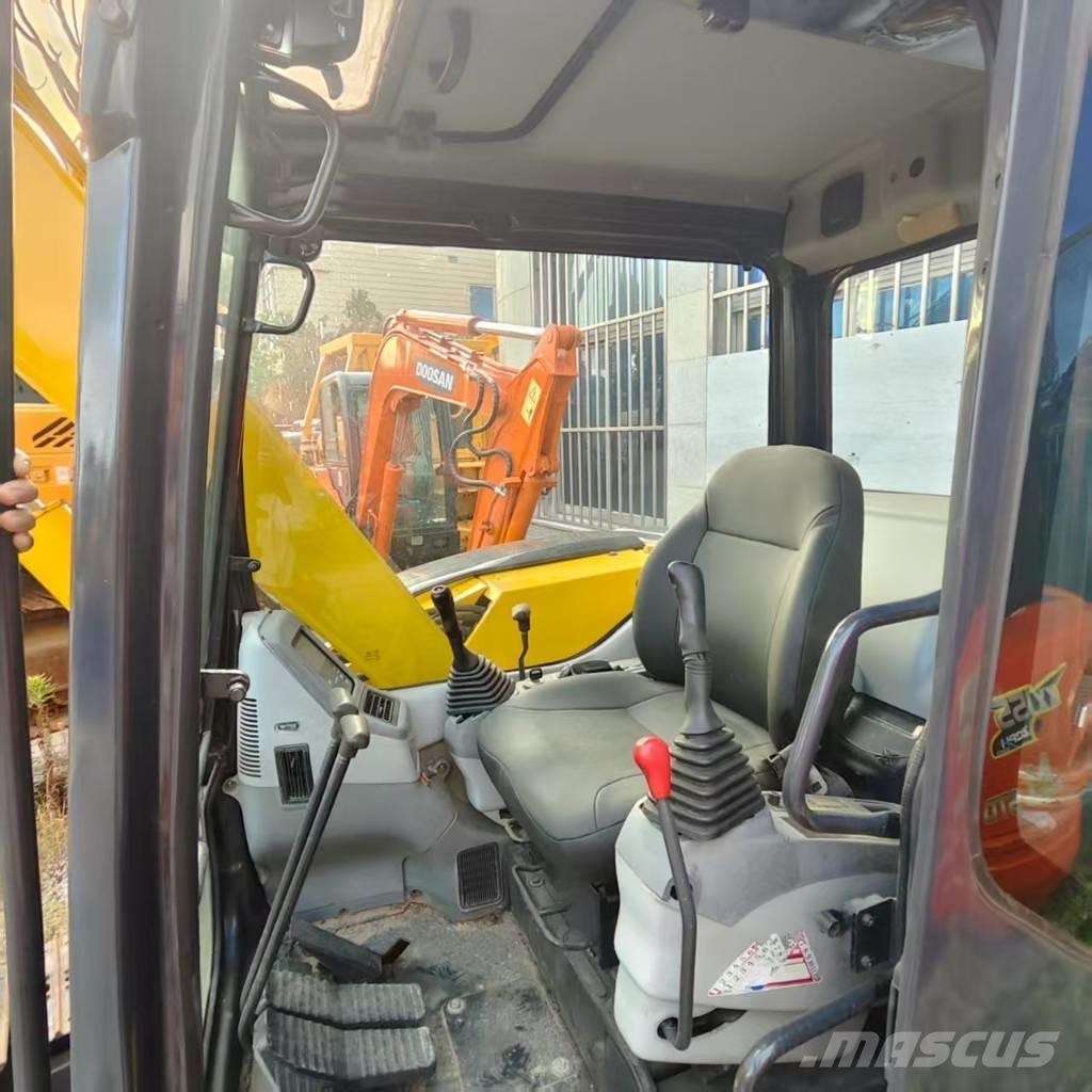 Komatsu PC 78 US 小型挖掘机