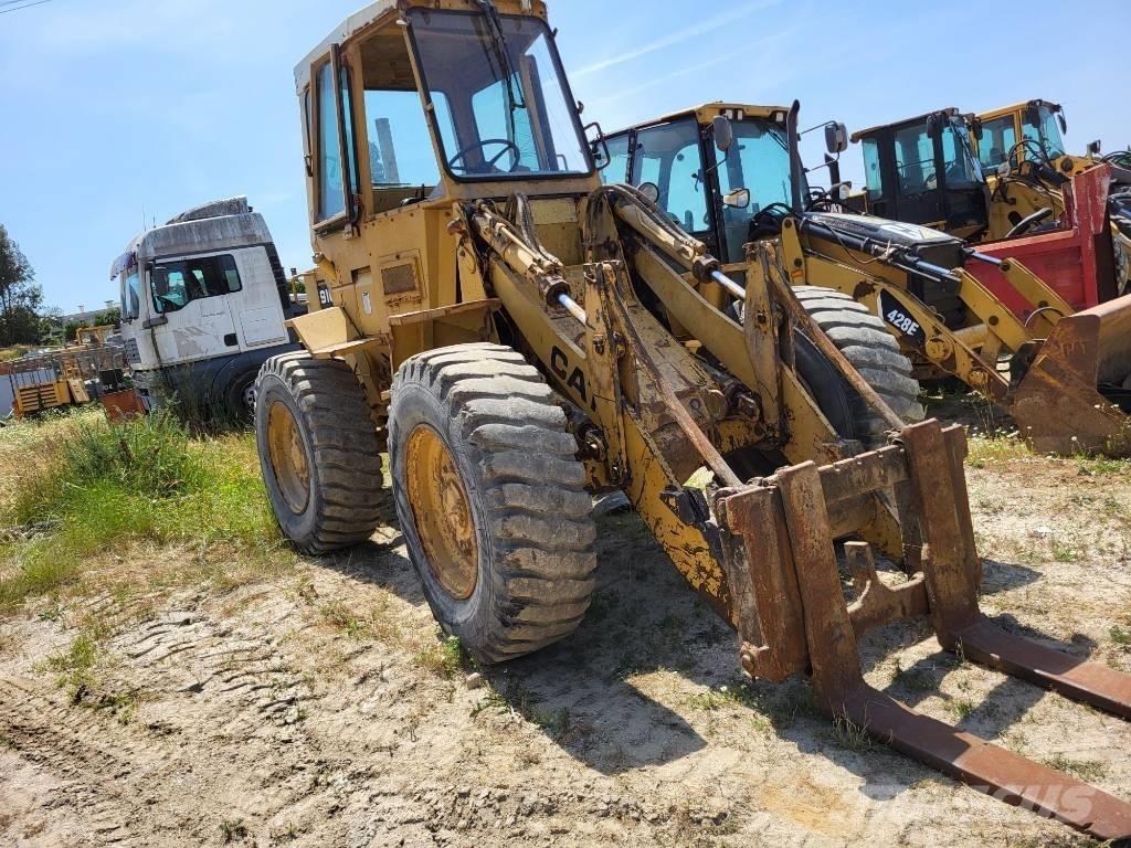 CAT 910 轮式装载机